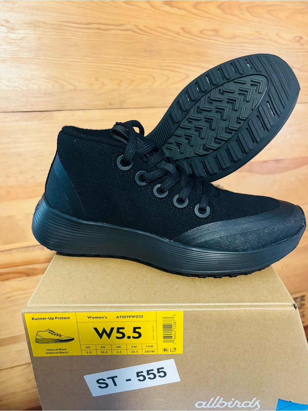 allbirds Kids Black Runner-Up Protect Mid-Top Sneakers